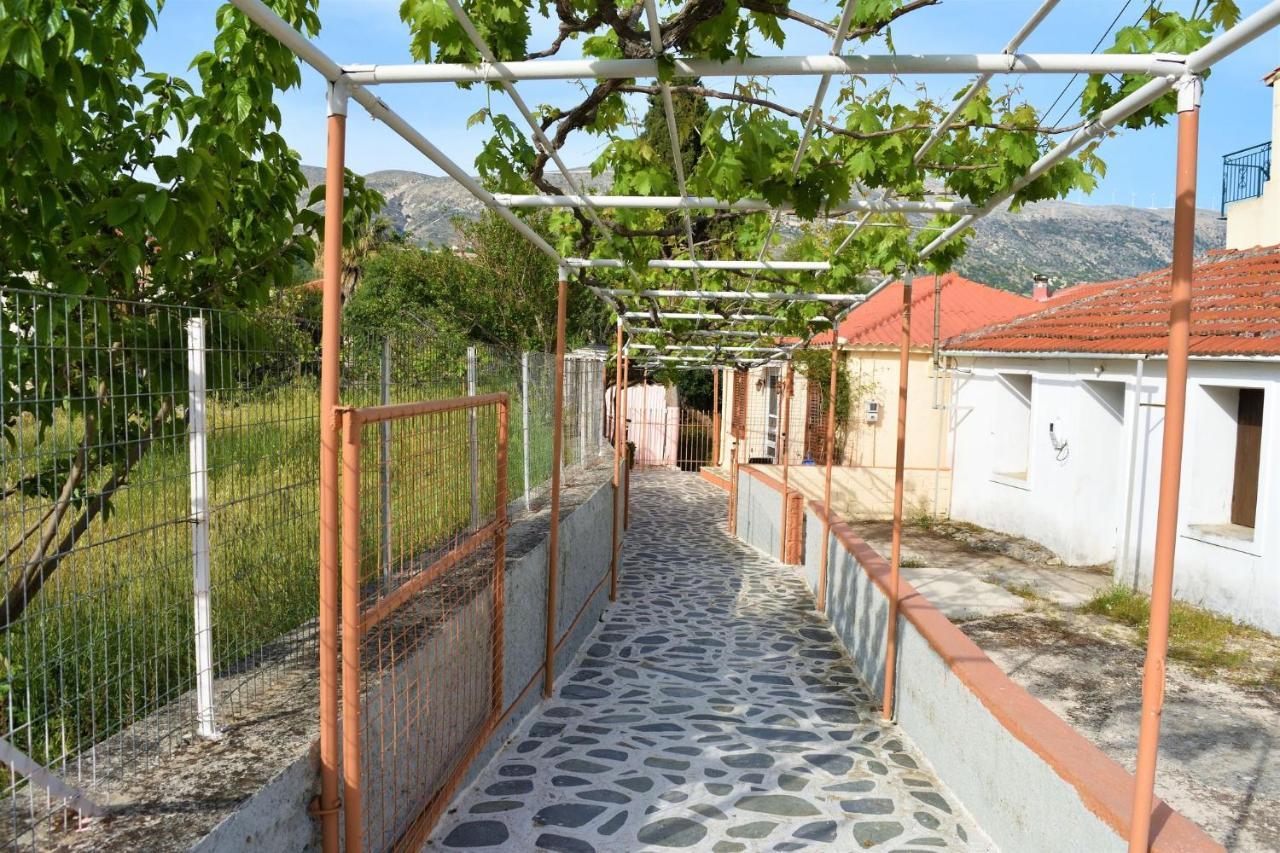 Argiris Kefalonia Traditional Cottage Dhavgáta Exteriör bild